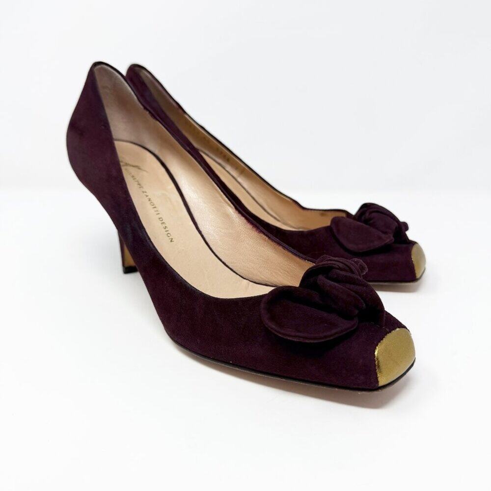 Giuseppe Zanotti Vicini Burgundy Suede Closed Toe Pumps Bow Detail Made in Italy